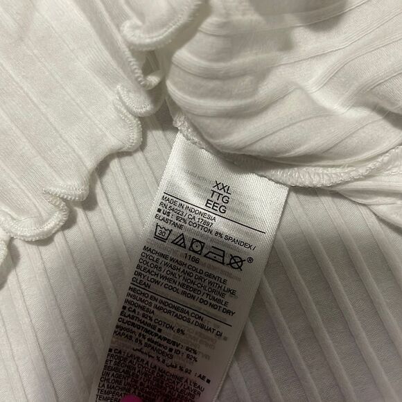 NWT- Old Navy - XXL. Fitted Crop Lettuce Hem Ribbed Tank - Picture 6 of 6